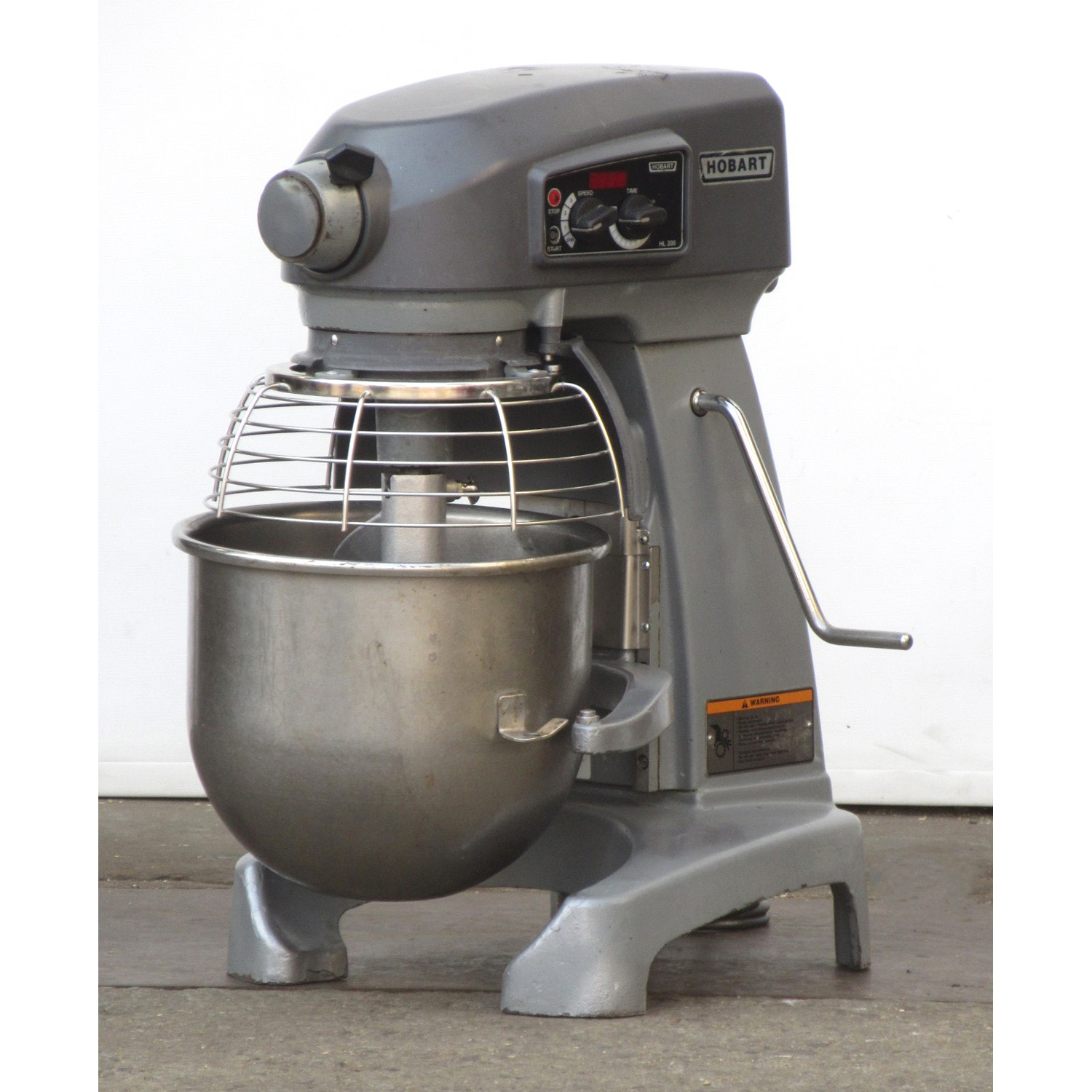 Hobart HL200 20 Qt Legacy Mixer, Bowl And 2 Attachments Included, Used Excellent Condition 