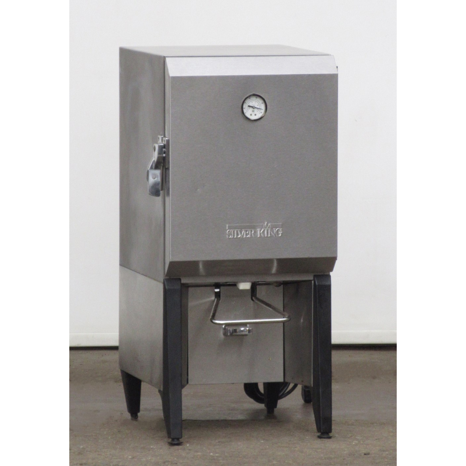 Silver King SK5MAJ Milk Dispenser, Used Excellent Condition