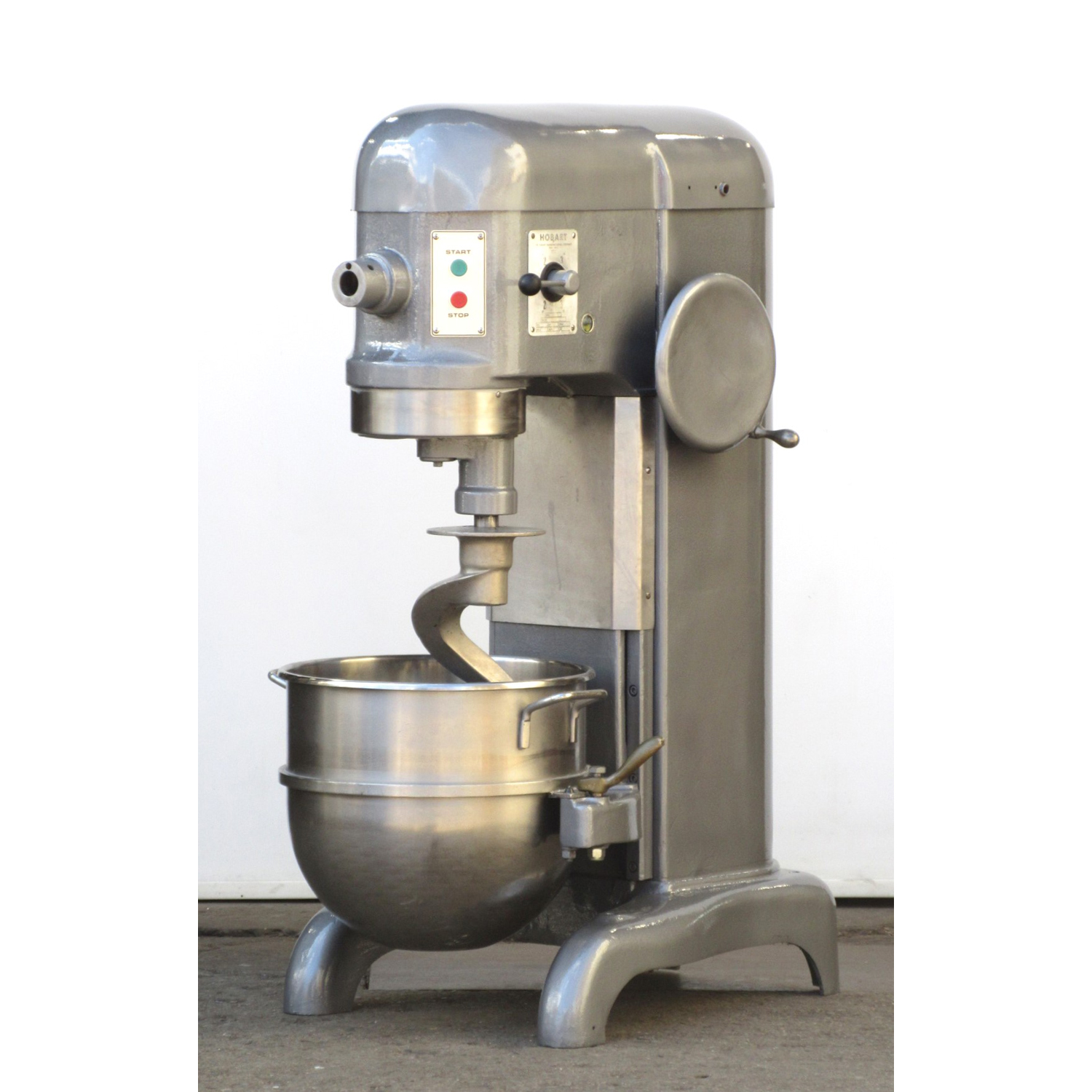 Hobart H600 60 Qt Mixer Bowl And 2 Attachments Included, Used Excellent Condition