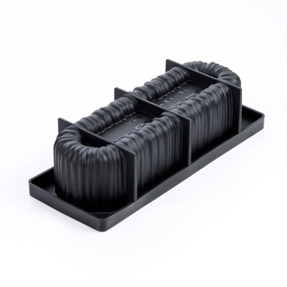 Pavoni Pavocake Ke116 Silky Log Mold, 37.2 Oz. - Image 3