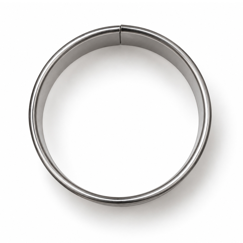 O'creme Stainless Steel Circle Cookie Cutter, 3-1/2" Diameter - Image 1