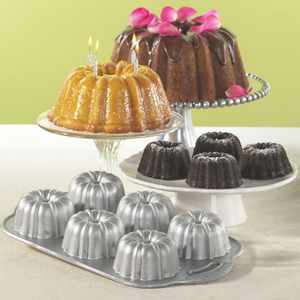 Nordic Ware Anniversary Bundtlette