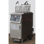 Wells FAE/55FS Hi-Production Electric 55lb Fryer, Auto-Lift, Built In Oil Filter, Used Excellent Condition
